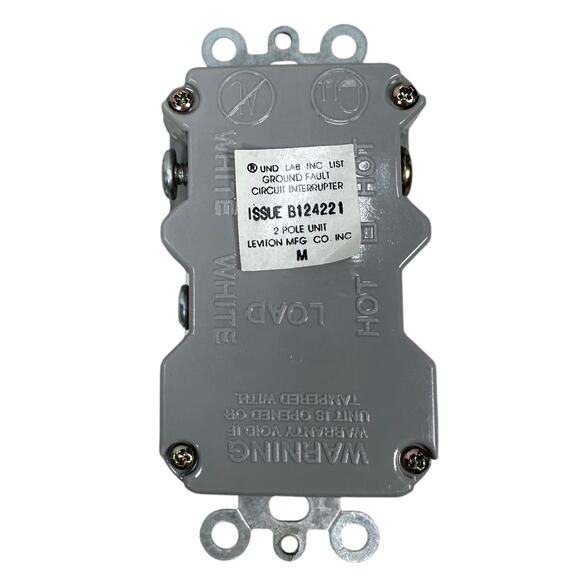Leviton 6599‑W Duplex Receptacle 125 V Ground Fault Interruptor White Lot 2 New - Picture 2 of 5